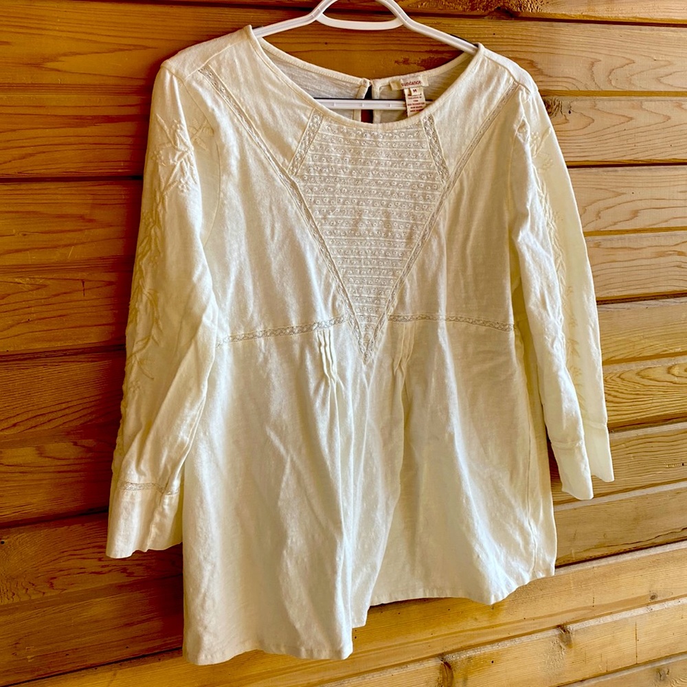 Selling this adorable Sundance top. Goes great with slacks, jeans or skirts.